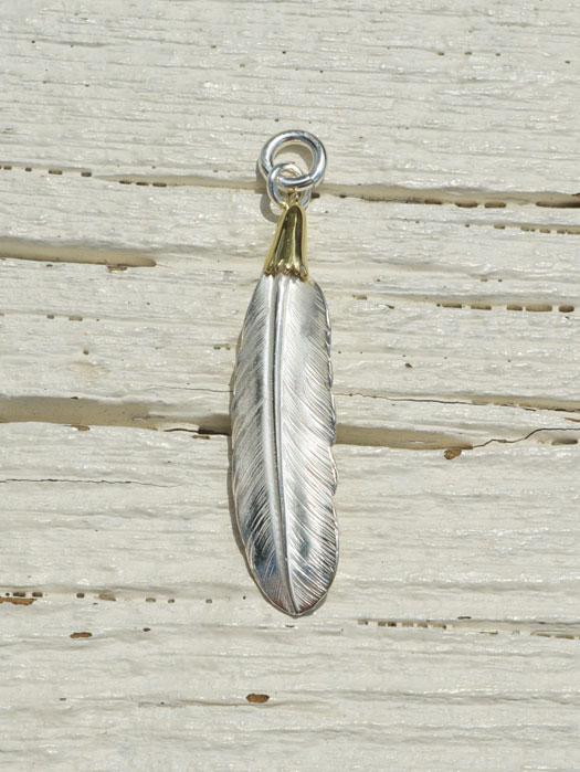 EFNL-0049 EAGLE HEAD FEATHER PENDANT No. 49 (18K GOLD ACCENT)