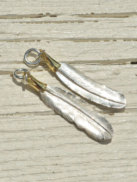 EFNL-0049 EAGLE HEAD FEATHER PENDANT No. 49 (18K GOLD ACCENT)