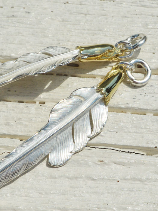 EFNL-0047　EAGLE HEAD KAZEKIRI FEATHER PENDANT No. 47 (L) (18K GOLD ACCENT)　