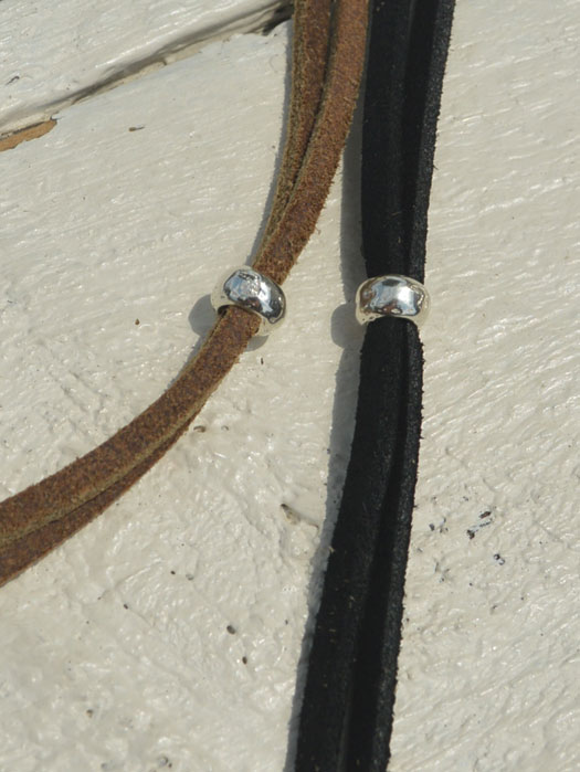 LT-0124　KUDU LEATHER LACE (BEAD END)