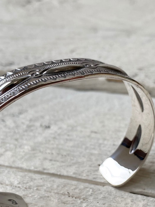 BR-0085 LEAF BRACELET (REPOUSSE)
