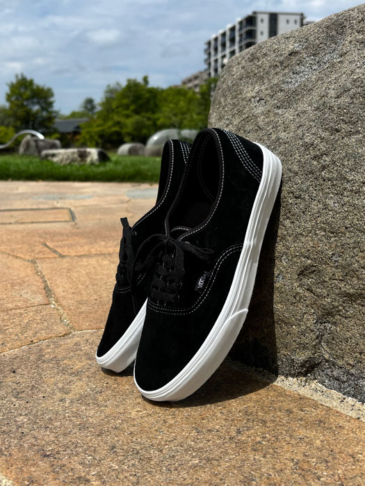 Authentic (Pig Suede)