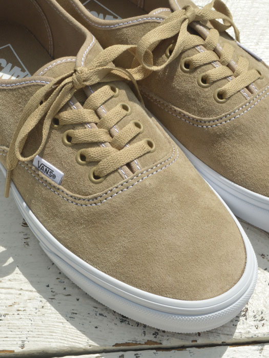Authentic (Pig Suede)