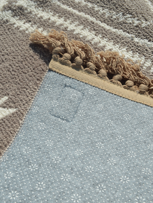 Knitting Large Mat with Fringe