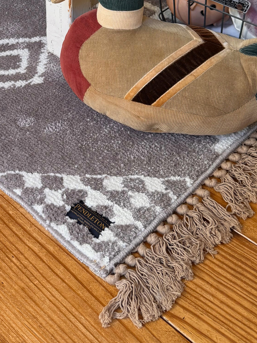 Knitting Large Mat with Fringe