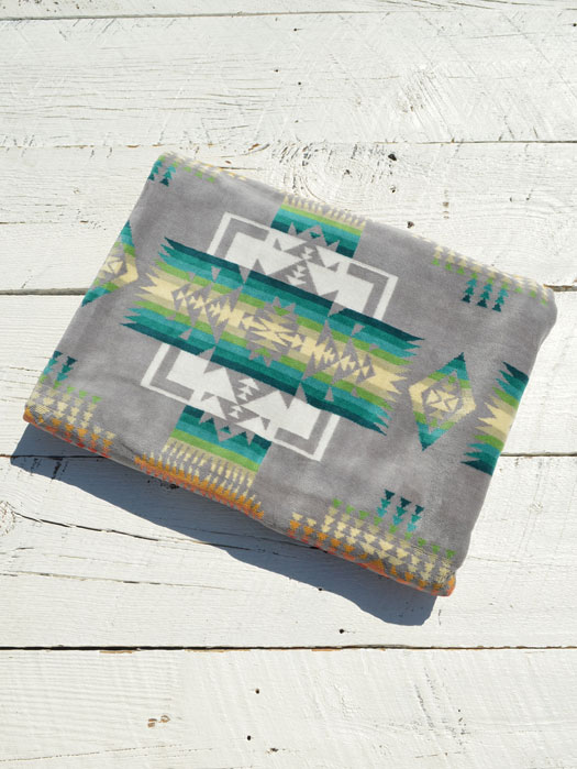 Oversized Jacquard Towels