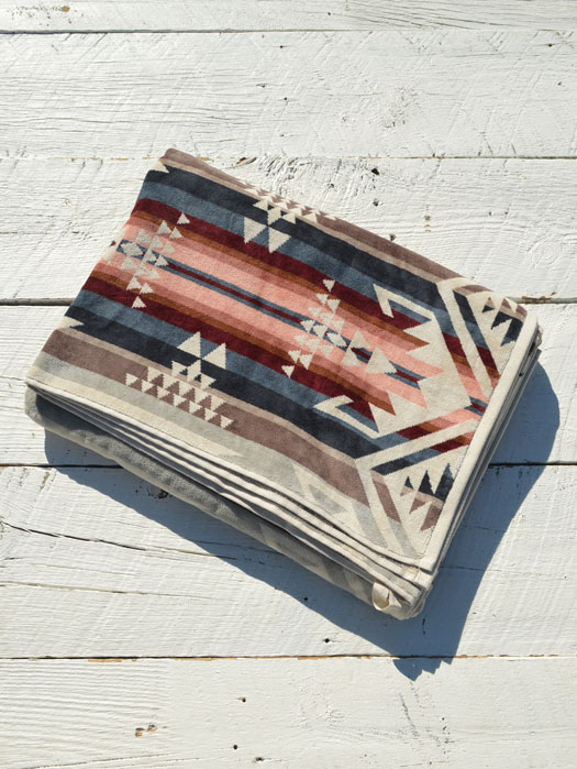 Oversized Jacquard Towels