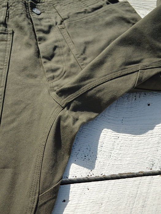 Fall Leaf Sprayer Pants　(Duck)