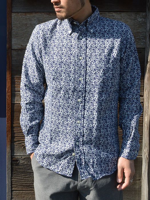 NAT-U-RAL別注　STANDARD FIT BUTTON DOWN STIRT (Floral Jaquard)