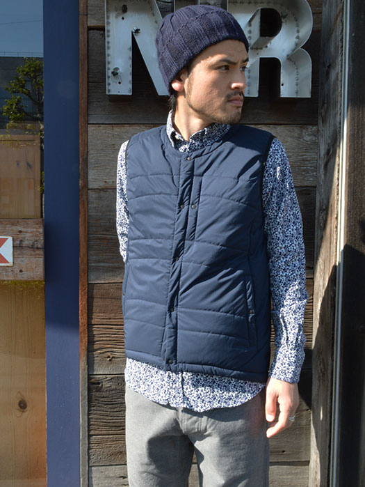 NAT-U-RAL別注　STANDARD FIT BUTTON DOWN STIRT (Floral Jaquard)
