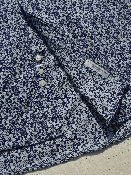 NAT-U-RAL別注　STANDARD FIT BUTTON DOWN STIRT (Floral Jaquard)