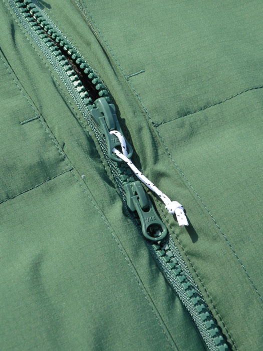 MOUNTAIN PUFFER HOODIE