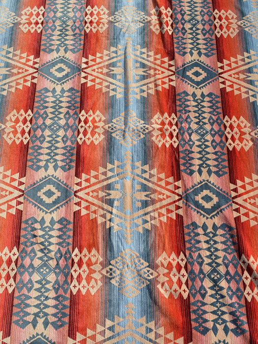 Oversized Jacquard Towels