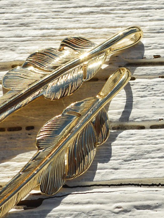 EFNL-0029　18K GOLD KAZEKIRI FEATHER PENDANT No. 29　(M)