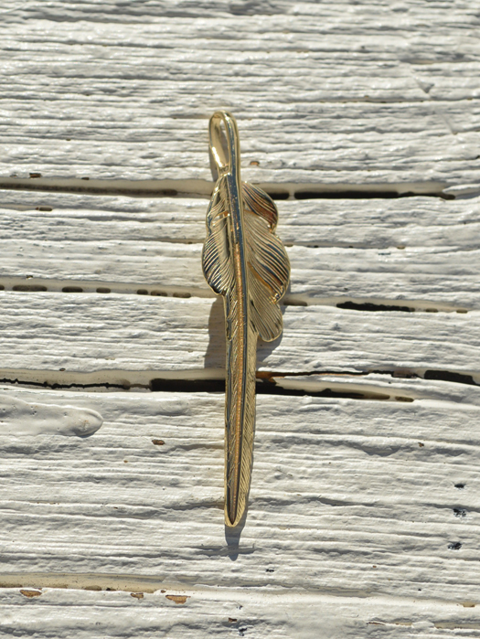 EFNL-0029　18K GOLD KAZEKIRI FEATHER PENDANT No. 29　(M)