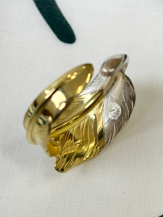 EFRG-0033 KAZEKIRI FEATHER RING No.33 (18K GOLD ACCENT)