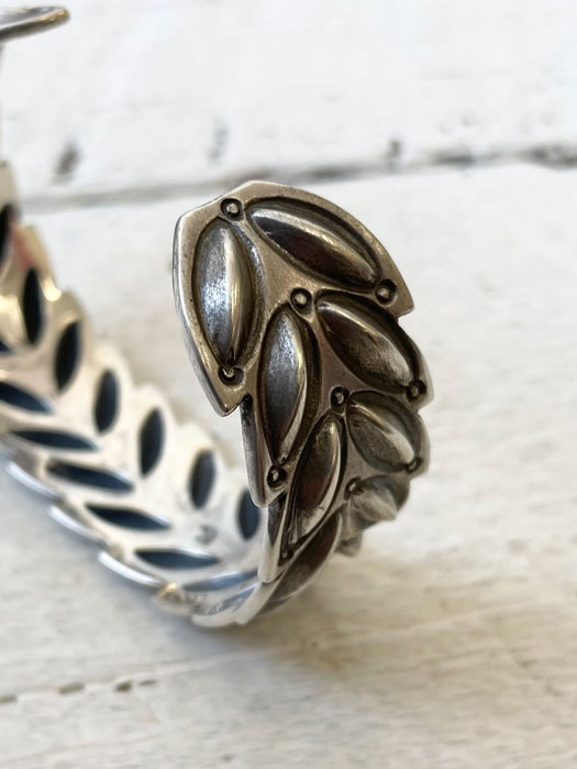 WREATH BRACELET (Discontinued)