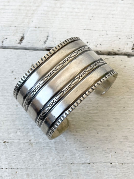 3 LINE WIDE BRACELET (Discontinued)　