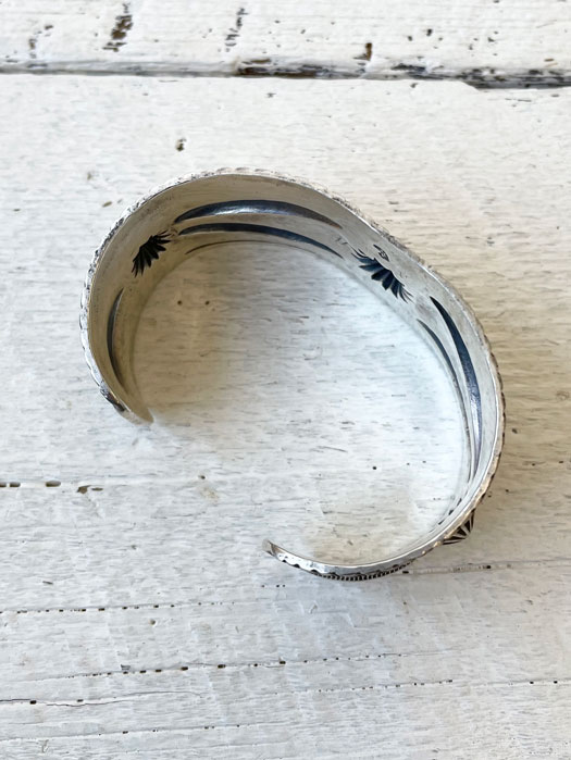 SHELL WIDE BRACELET (LEAF REPPOUSE) (Discontinued)